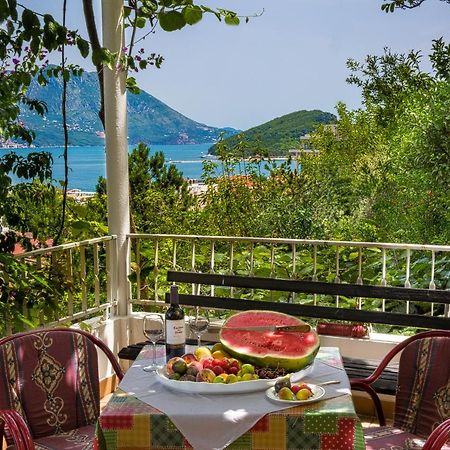 Guest House Madra Budva Buitenkant foto