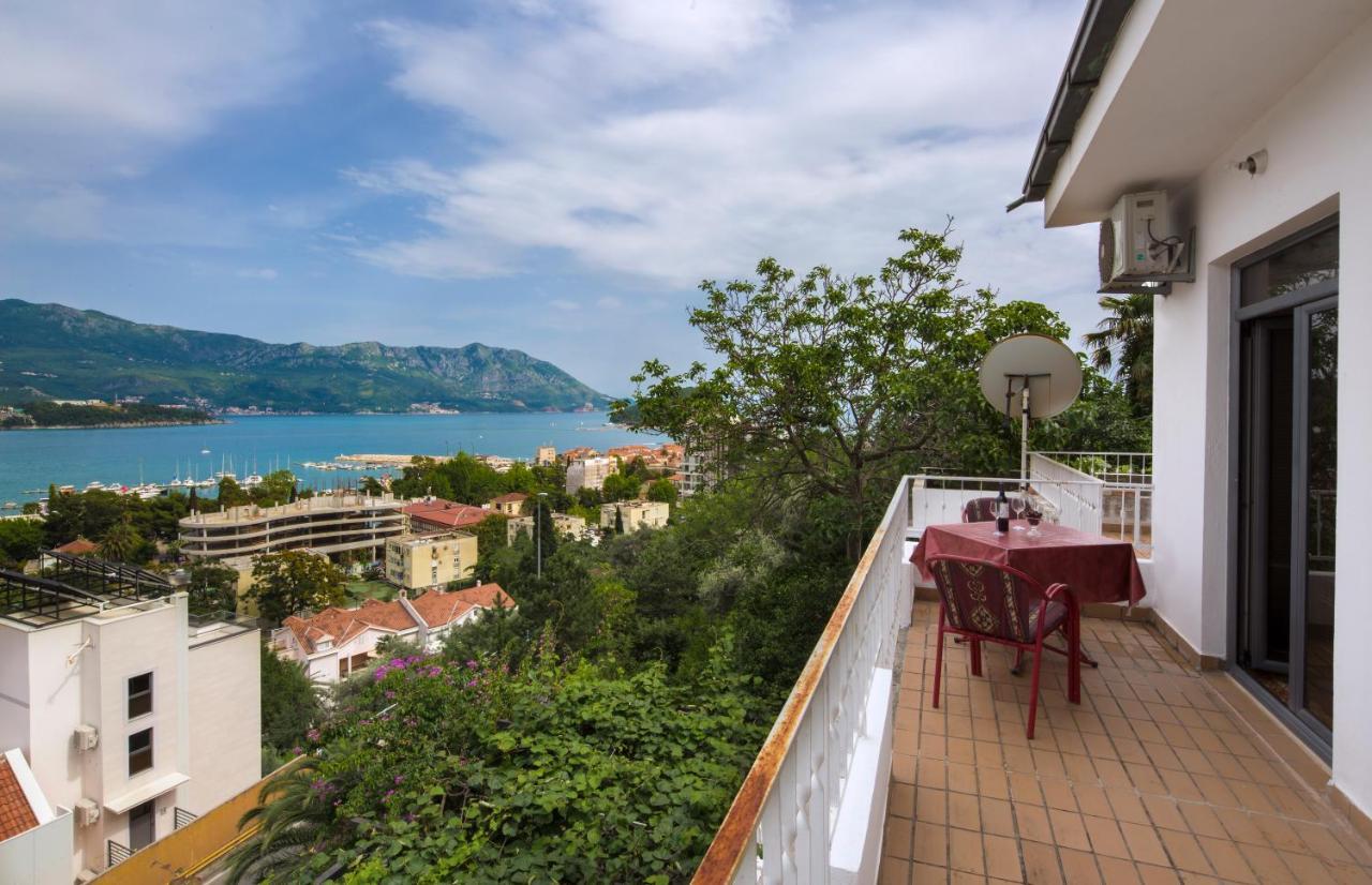 Guest House Madra Budva Buitenkant foto